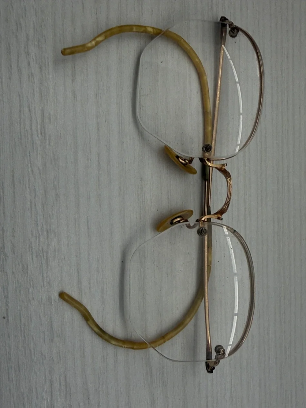 Vintage Shuron Gold-Tone Rimless Eyeglass Bridge
